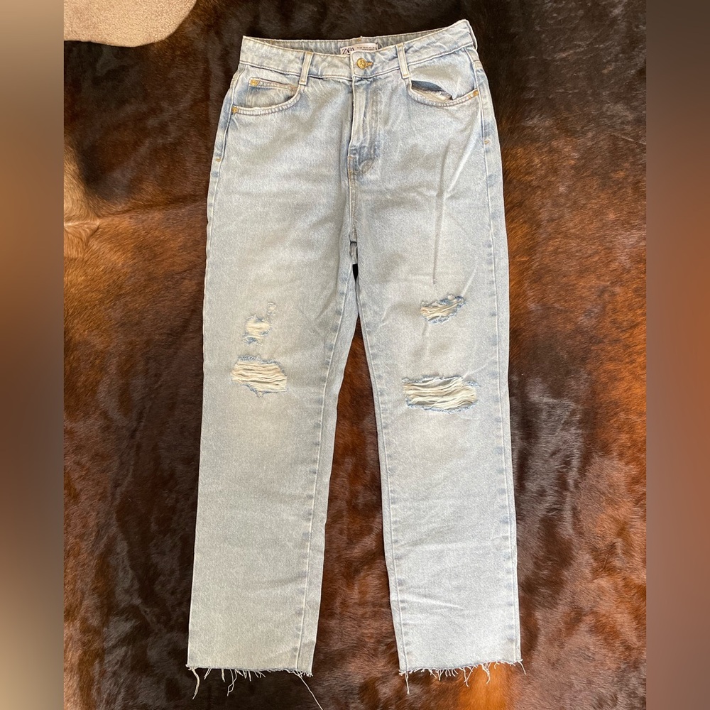 Zara High Rise Blue Jeans with Distressed Details